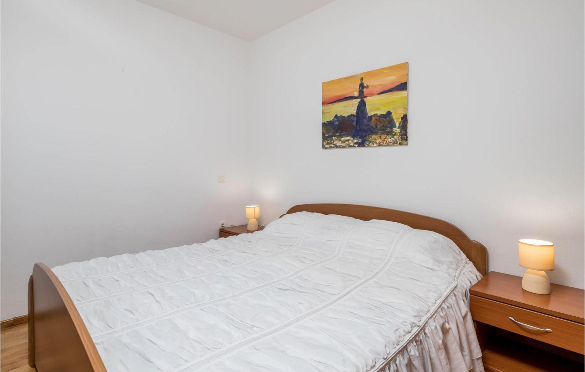 Pet Friendly Apartment In Icici With Wifi Экстерьер фото
