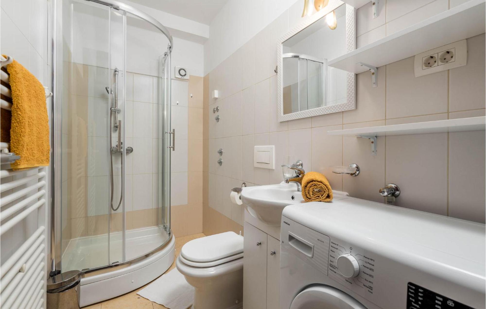 Pet Friendly Apartment In Icici With Wifi Экстерьер фото